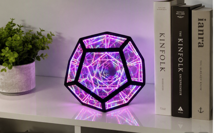 PrismGlow RGBW Dodecahedron LED Table Lamp — 3D Gaming Room Decor